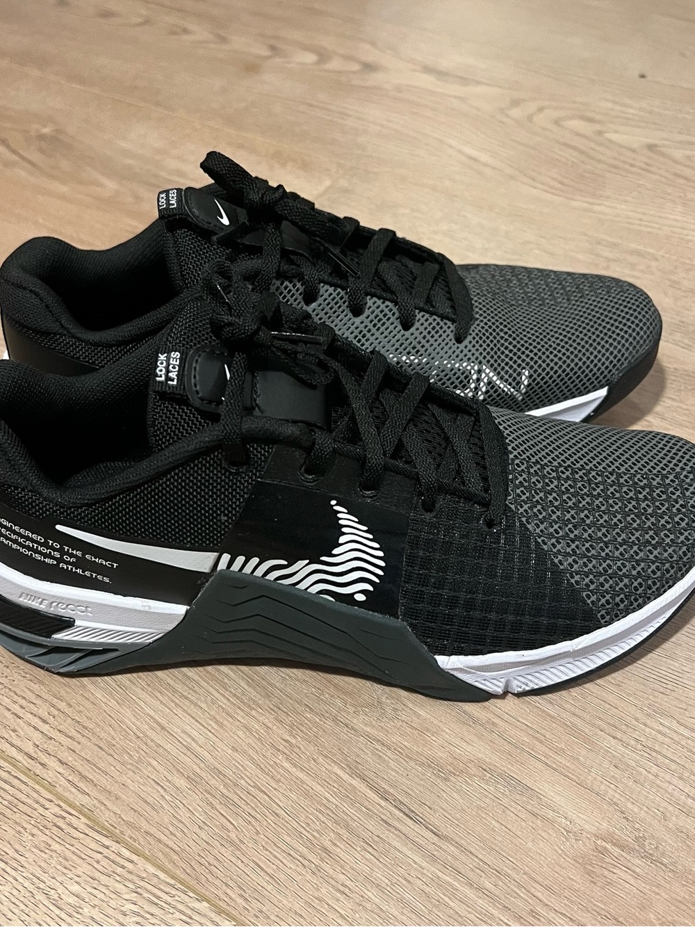 Nike Metcon 7 Men’s US 8 Black / White Training Shoes | CrossFit Gym